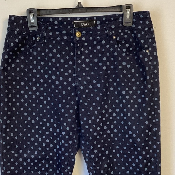 Cato Women's Dark Blue Polka Dot Cropped Jeans Size 12 - Picture 2 of 11
